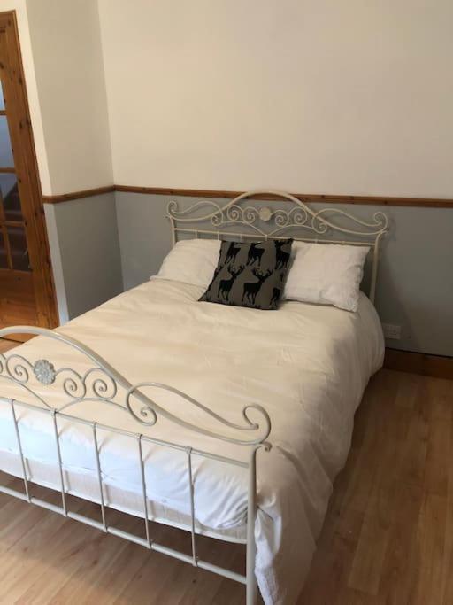 House In Drymen Village With Free Local Health Club Access Glasgow Eksteriør billede